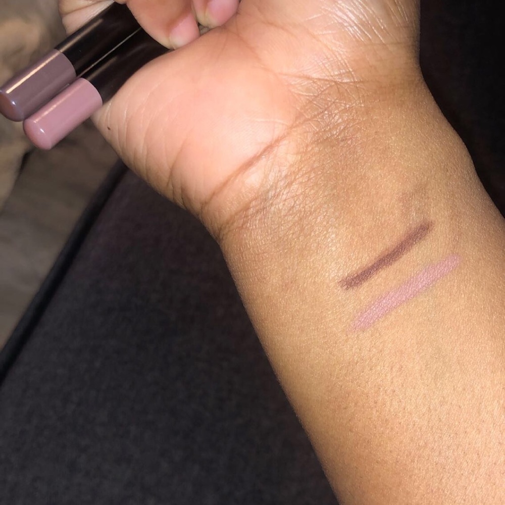 Lip liners